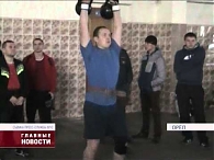Орловские спасатели померились силой и выносливостью