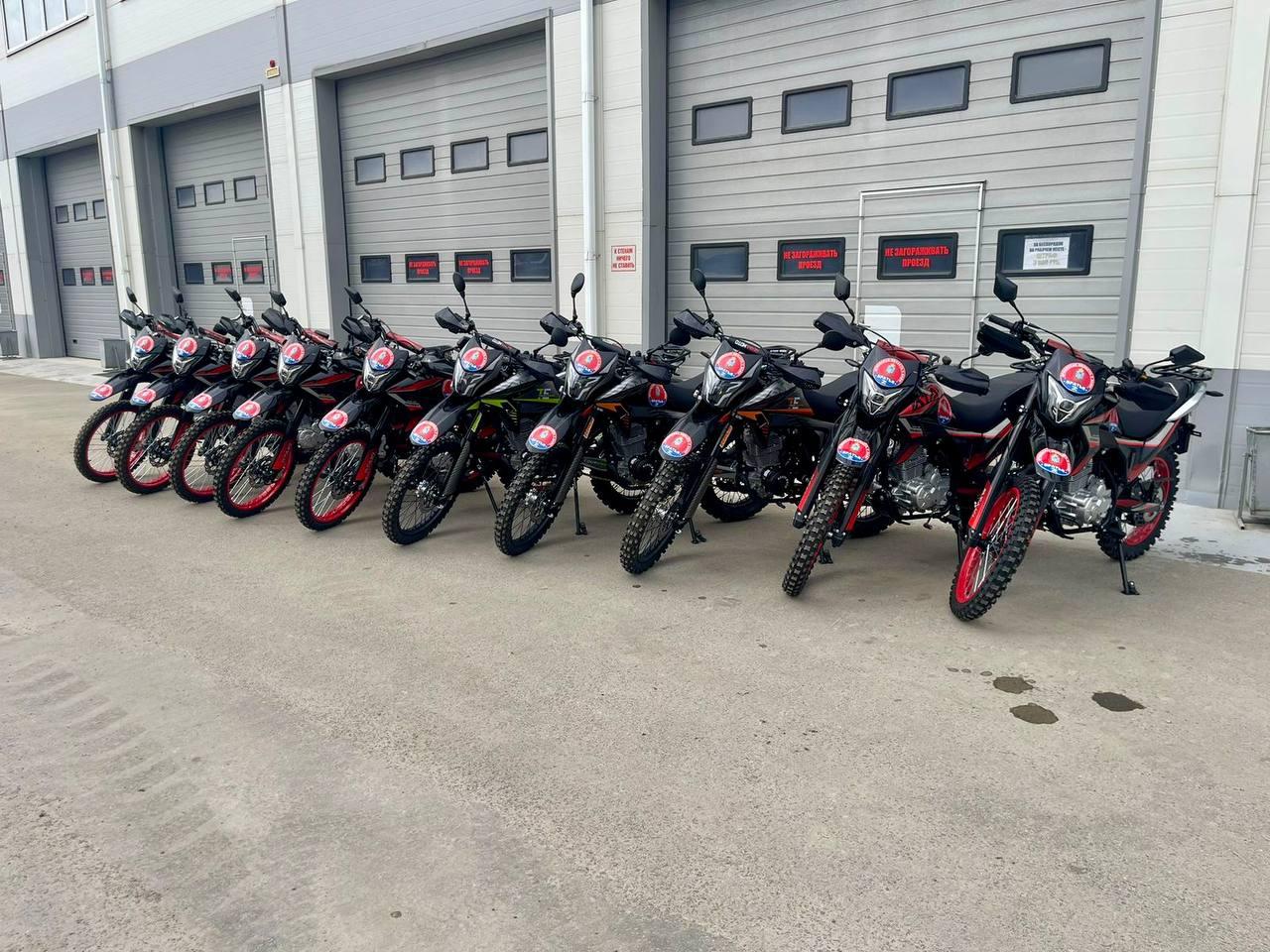 Орловский предприниматель купил и передал для бойцов СВО 10 мотоциклов