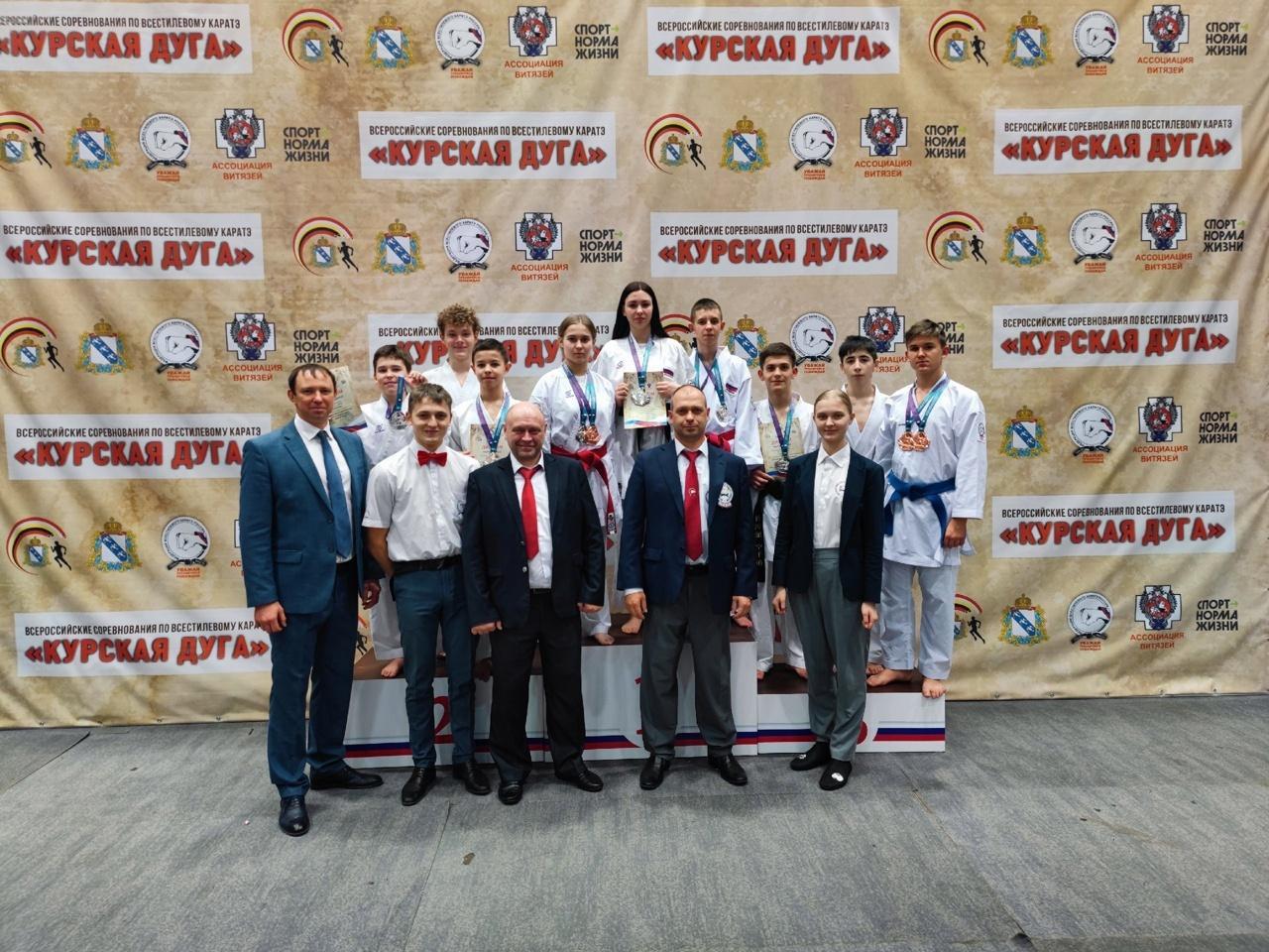 Юные орловские каратисты привезли со всероссийских соревнований 14 медалей
