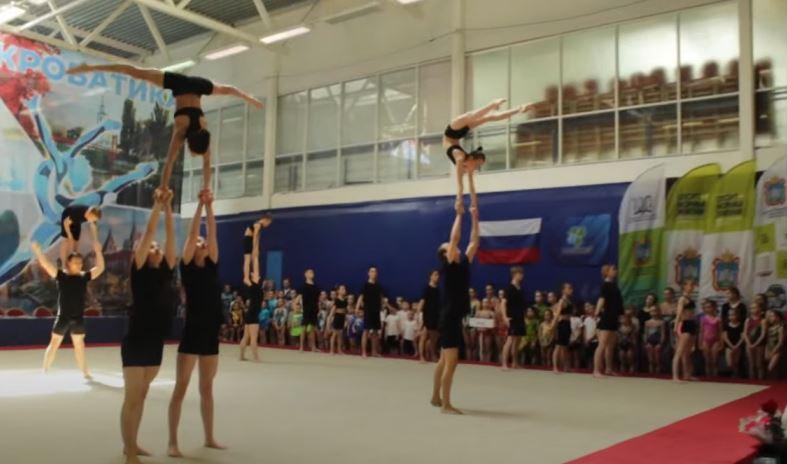Праздник силы и грации: в Орловской области проходят соревнования по спортивной акробатике