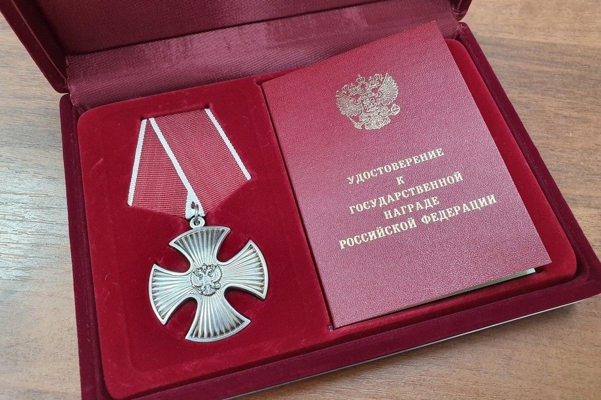 Матерям погибших бойцов из Колпнянского района вручили Ордена Мужества их сыновей