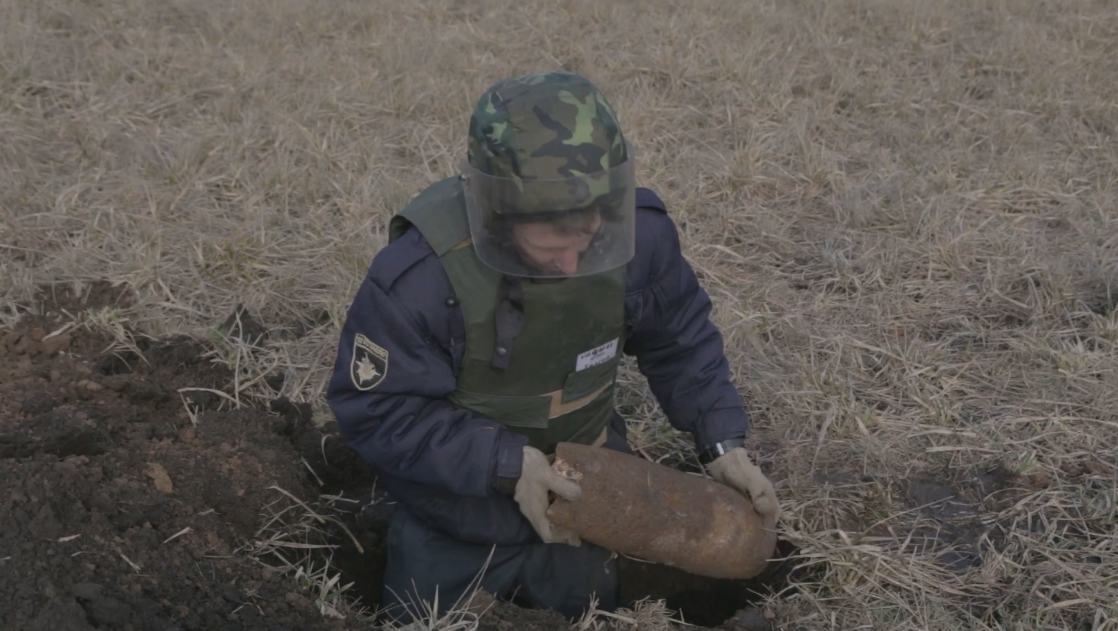 Два взрывоопасных артефакта Великой Отечественной обнаружили в Орловском округе