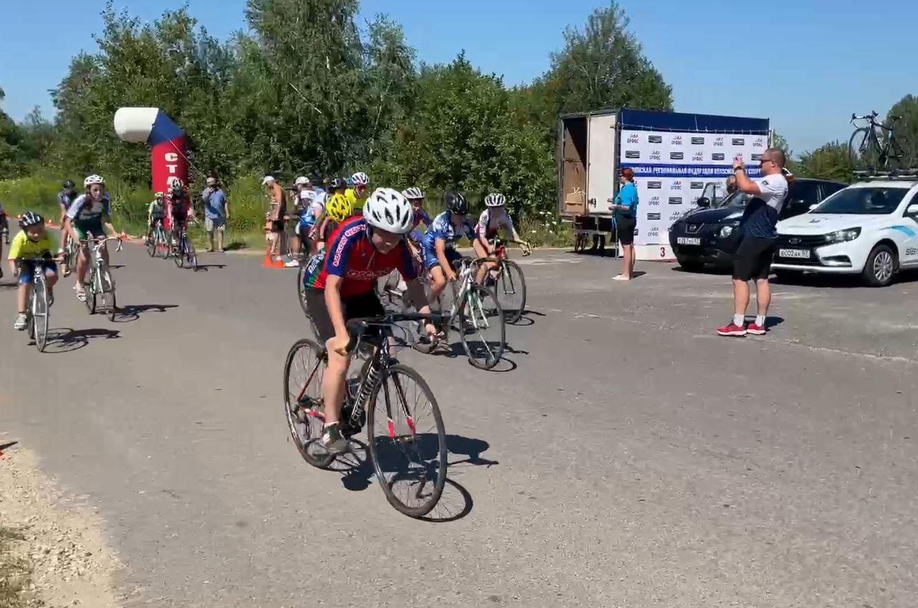 Под Орлом проходит Чемпионат и первенство области по велосипедному спорту