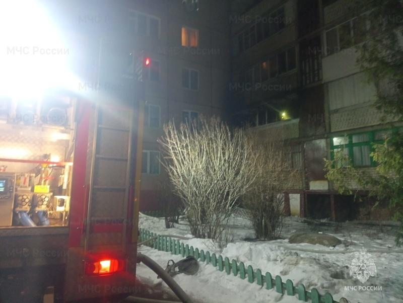 Аварийные режим электроприбора на балконе стал причиной пожара в одном из домов Орла