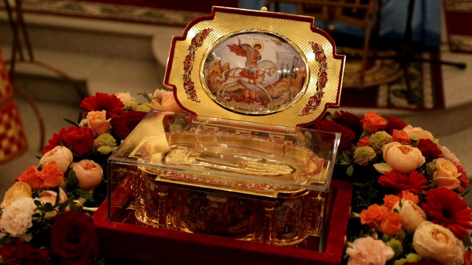 Сегодня орловчане торжественно проводят ковчег с мощами Георгия Победоносца