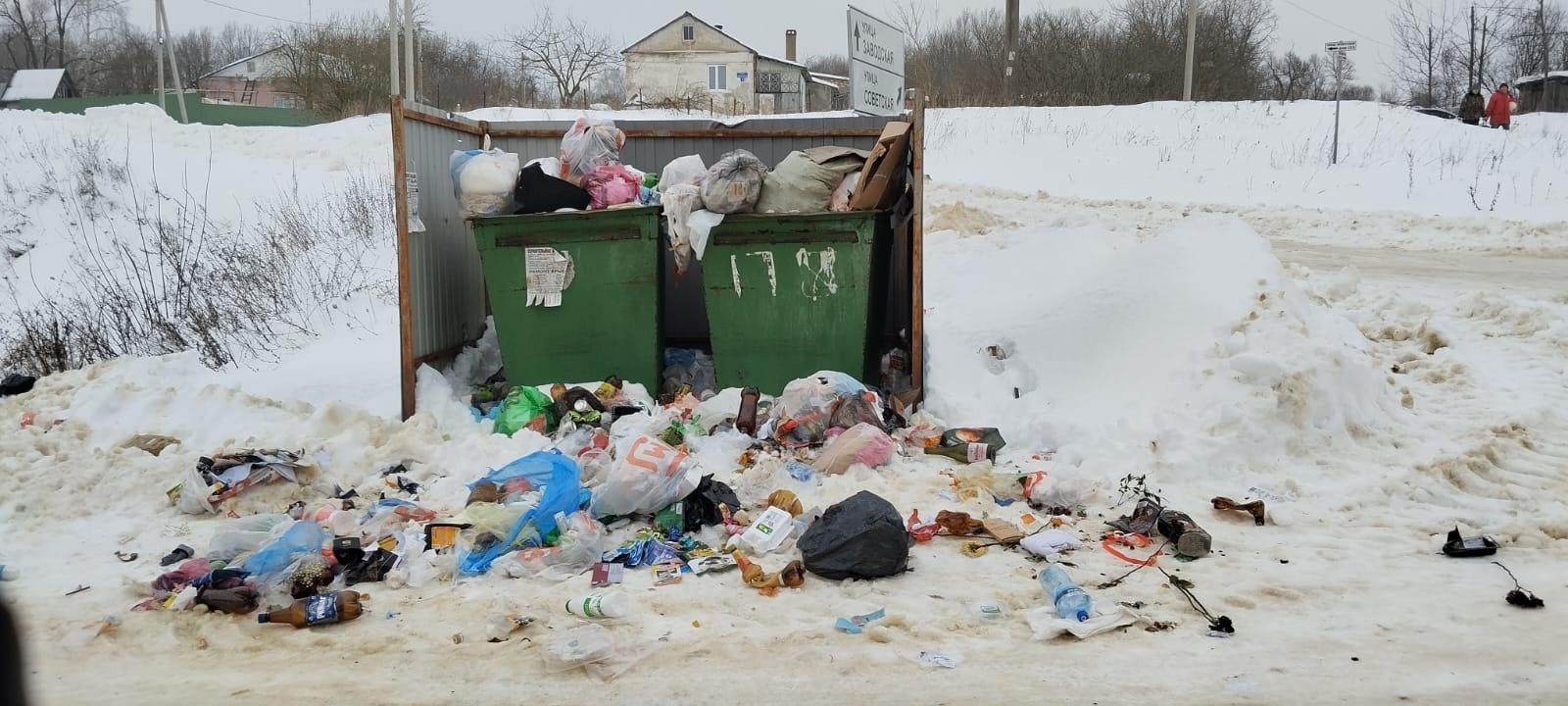 В Орле могут расторгнуть контракты с компаниями, не справившимися с вывозом мусора