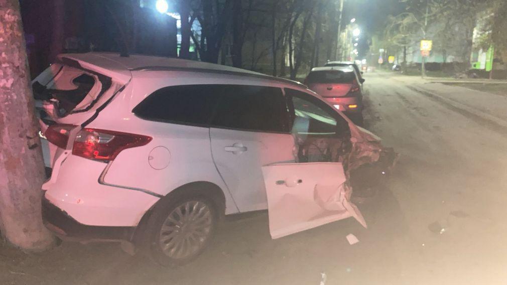 В соседнем с Орловской областью Брянске пьяный водитель разбил 9 автомобилей