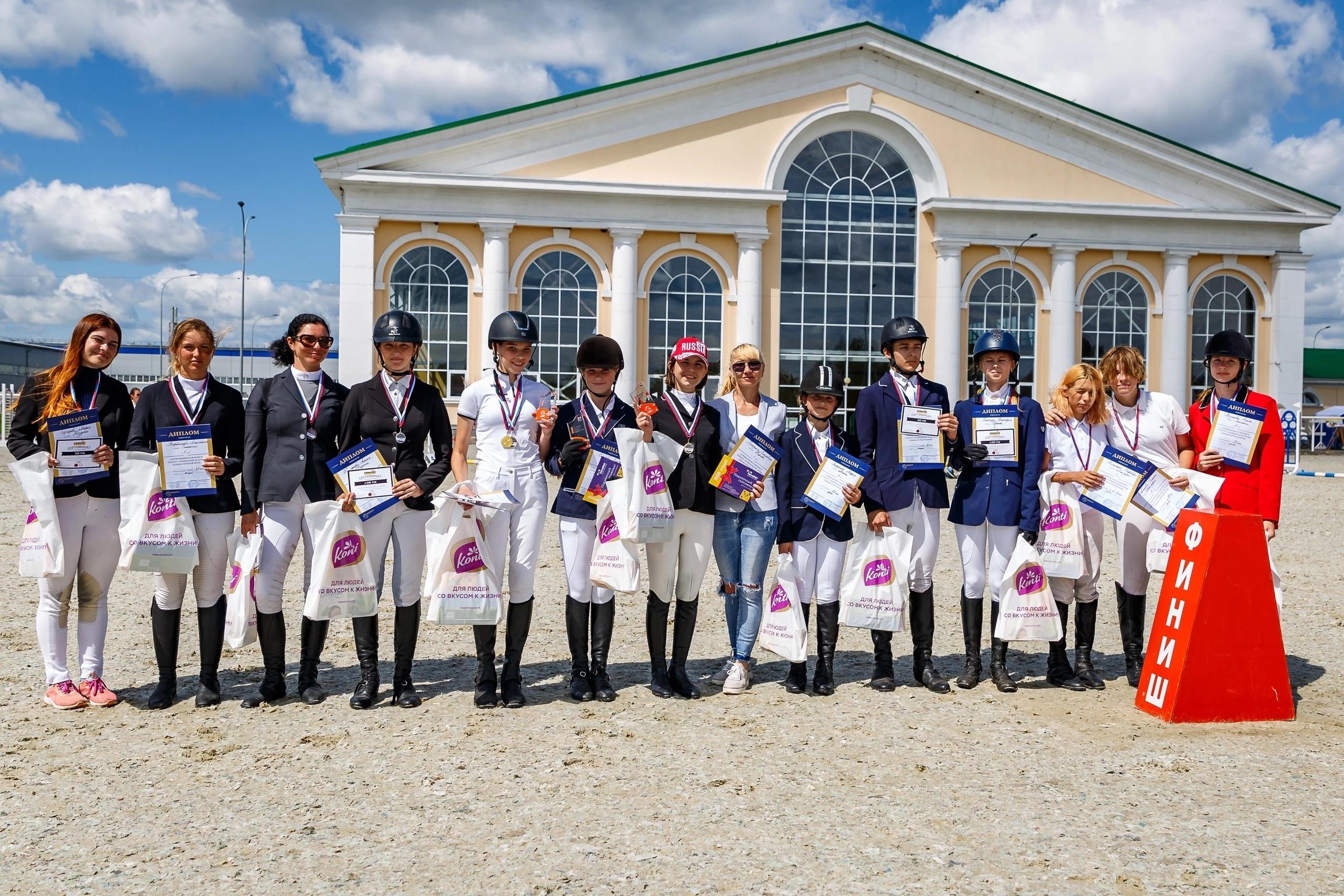 Спортсмены из «Орловской конно-спортивной школы» снова с медалями