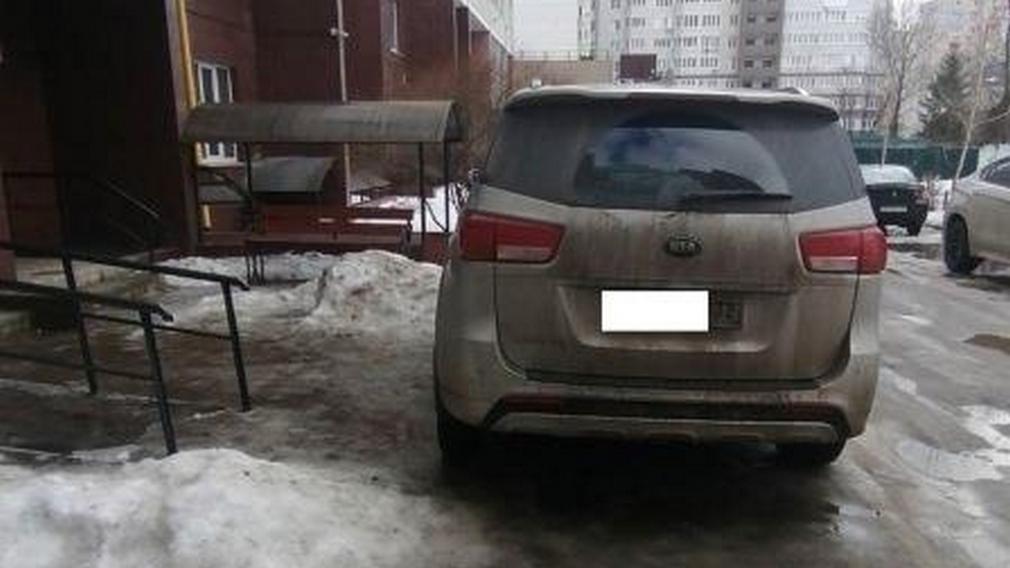 В соседнем с Орловщиной Брянске оштрафовали водителя-нарушителя после фото в соцсетях