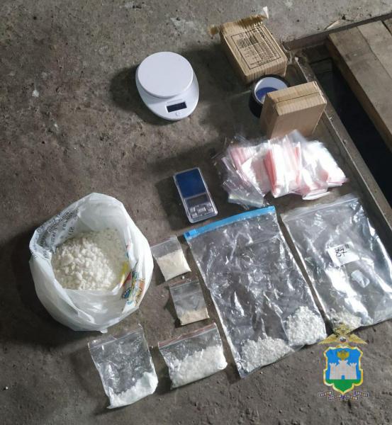 В Орле полицейские изъяли 1,3 кг запрещенных веществ