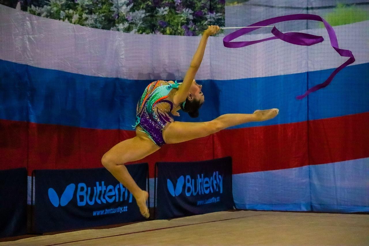 Орловские спортсменки завоевали 25 медалей на межрегиональных соревнованиях по художественной гимнастике 
