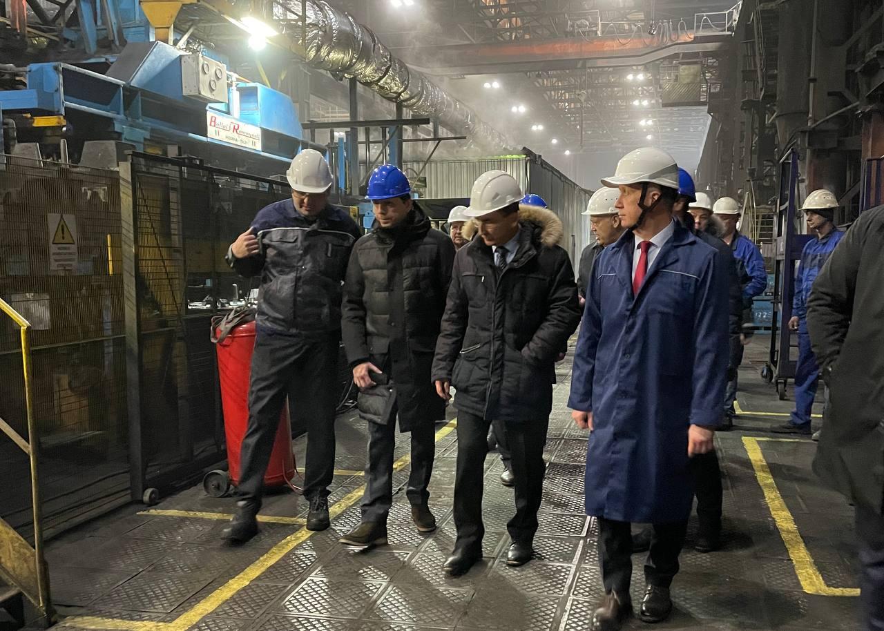 Губернатор Орловской области посетил два мценских завода