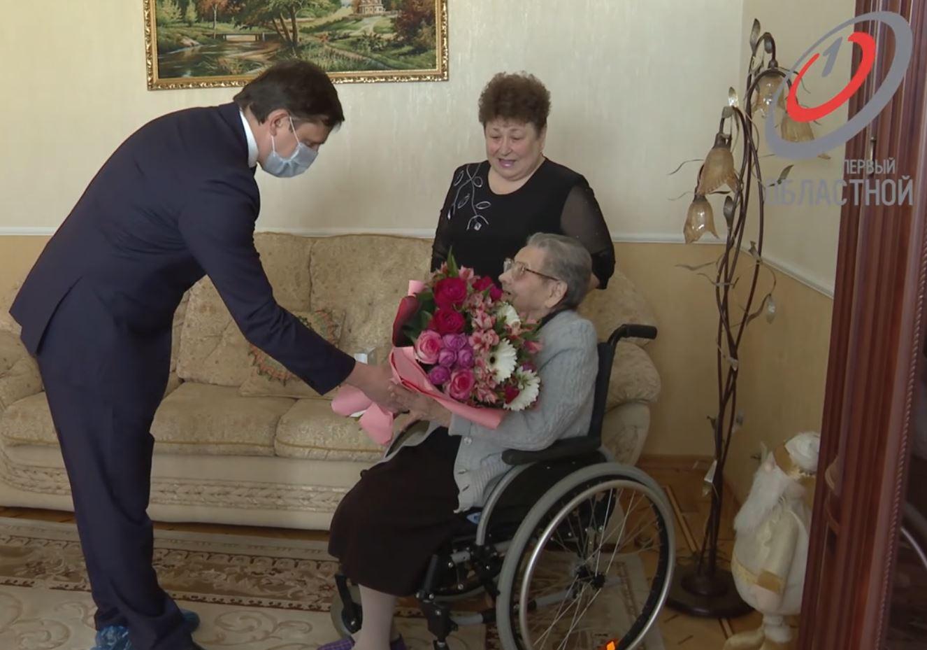 Орловский губернатор лично поздравил ветерана Великой Отечественной Марию Ивановну Нуждину с наступающим Днем Победы