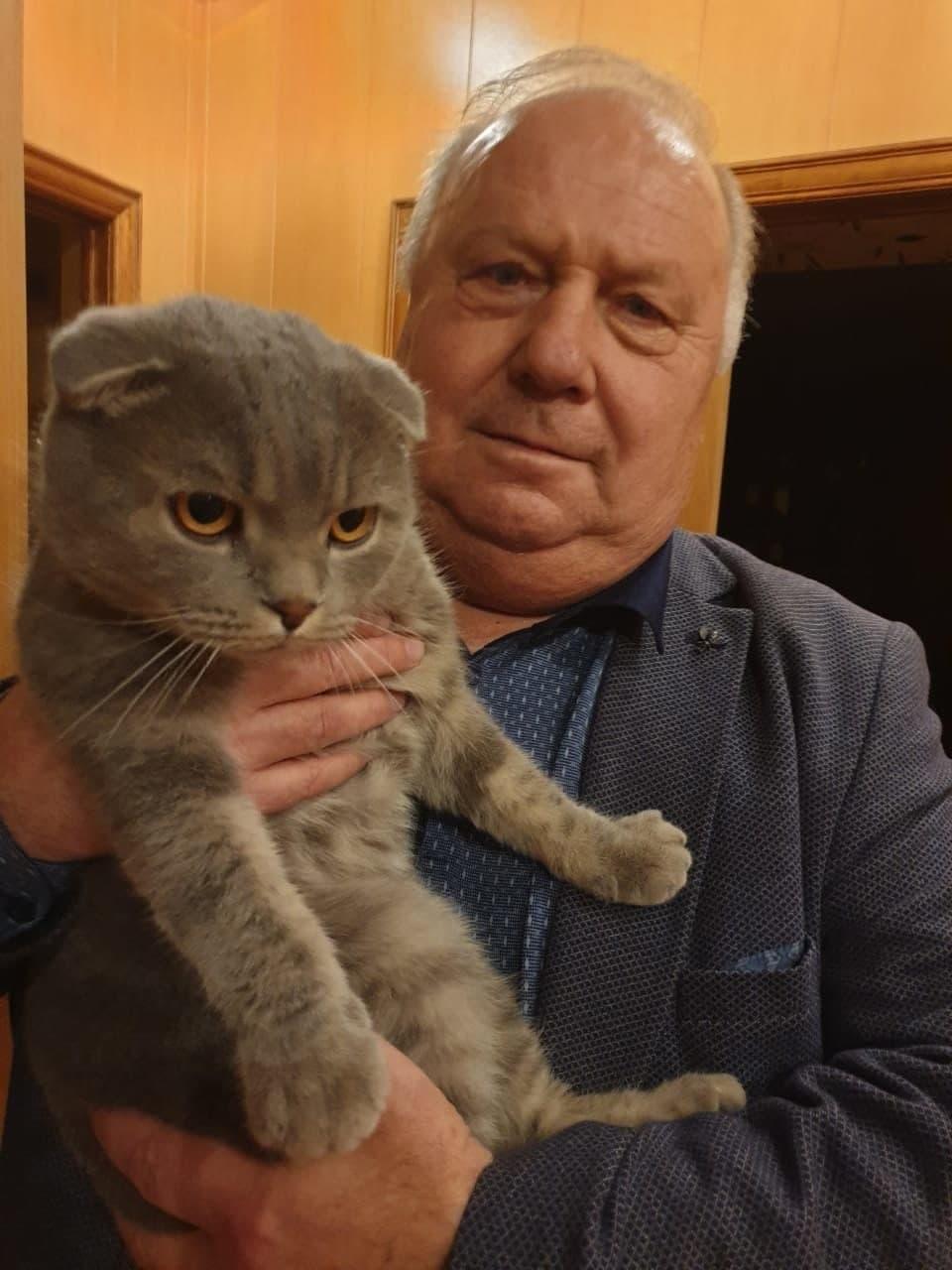 Глава Колпнянского района похвастался своим котиком Тишкой