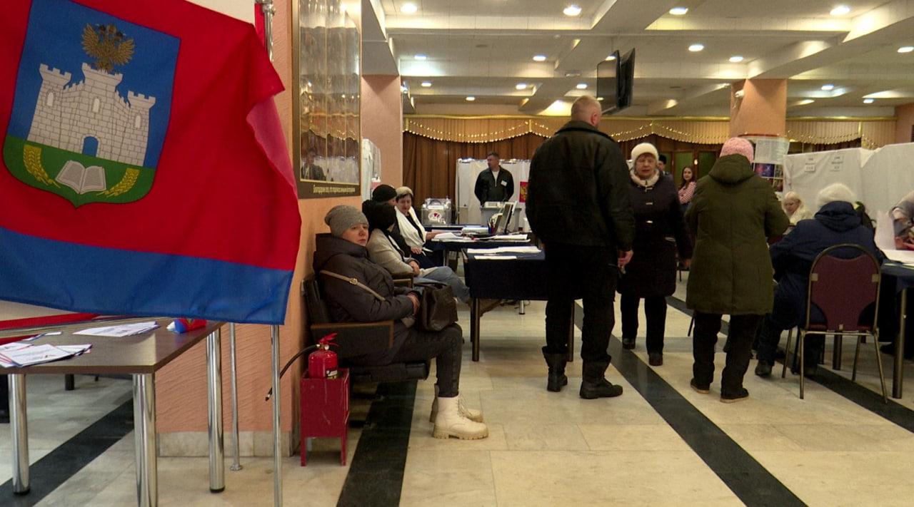 На 12 часов 17 марта  в Орловской области явка на выборах превысила 69%