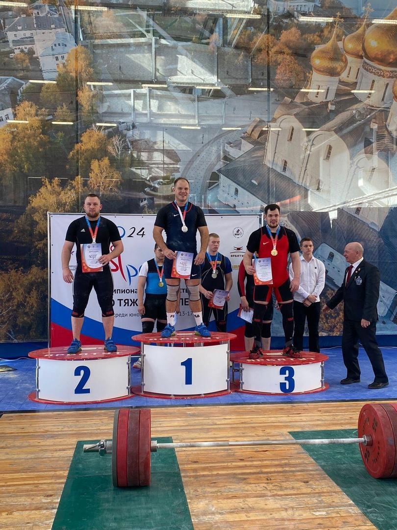 Орловчане стали победителями Чемпионата ЦФО по тяжелой атлетике