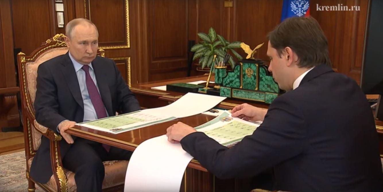 Орловские бойцы получат открытки от ребят из области, подписанные Президентом России! 