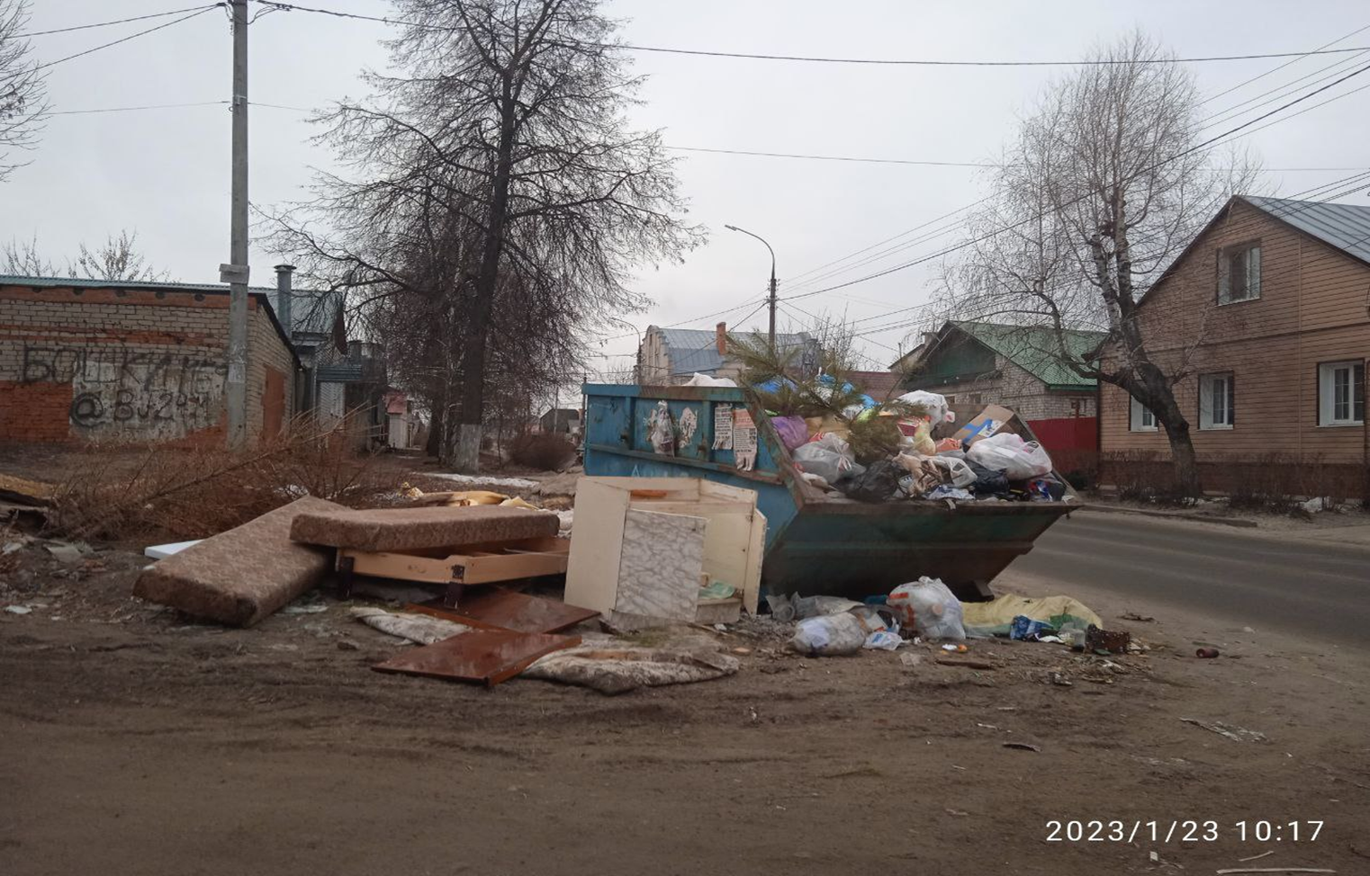 Орловский регоператор разъяснил правила вывоза крупногабаритного мусора
