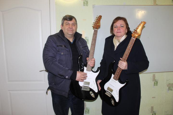 Новые музыкальные инструменты и оборудование на 4 млн. рублей получила Покровская детская школа искусств