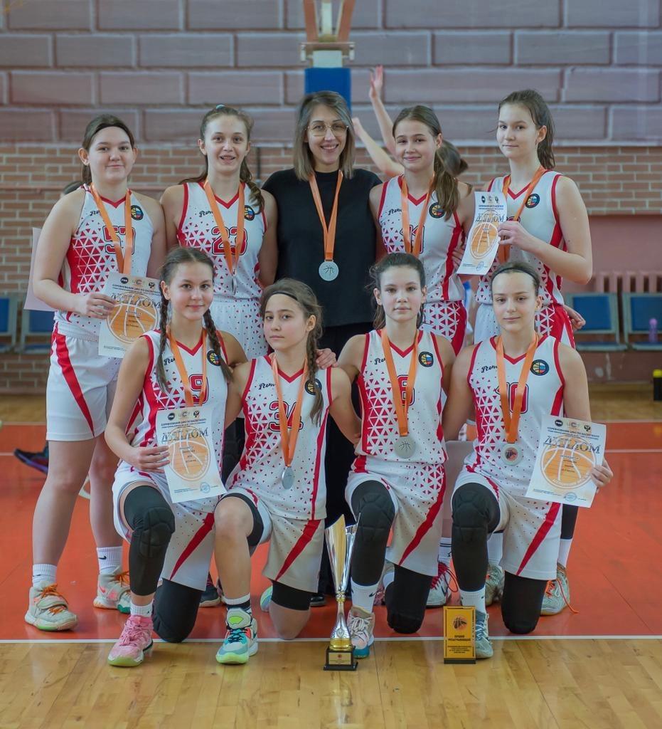 Орловские баскетболистки завоевали серебро на первенстве ЦФО