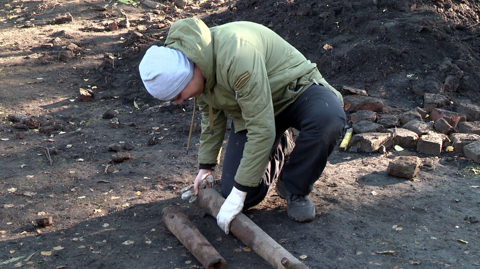В центре Орла археологи откопали старинную пушку XVII века