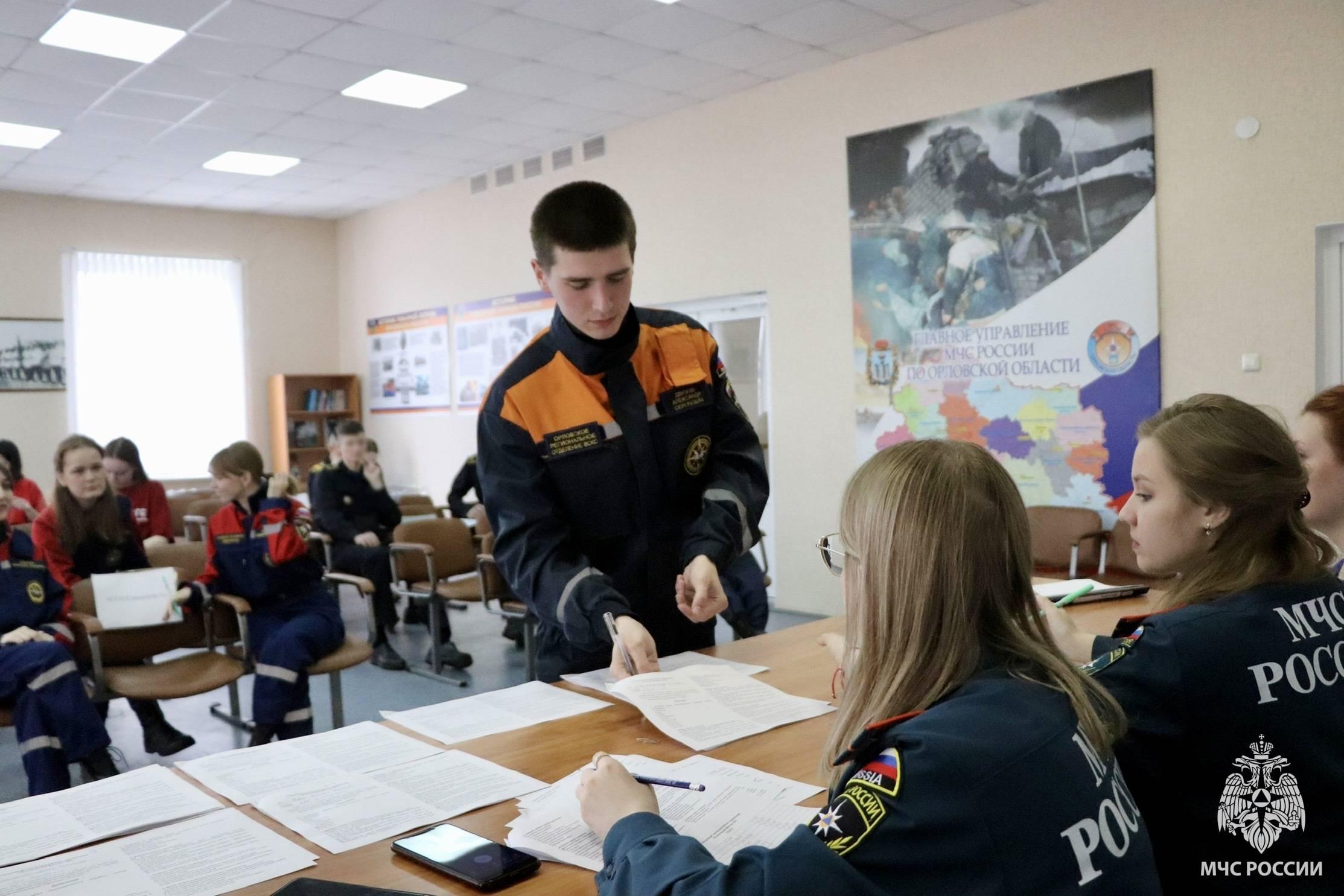 Орловские студенты состязались в знании «Человеческого фактора»